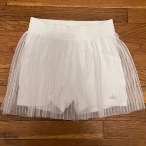 alo tennis skirt